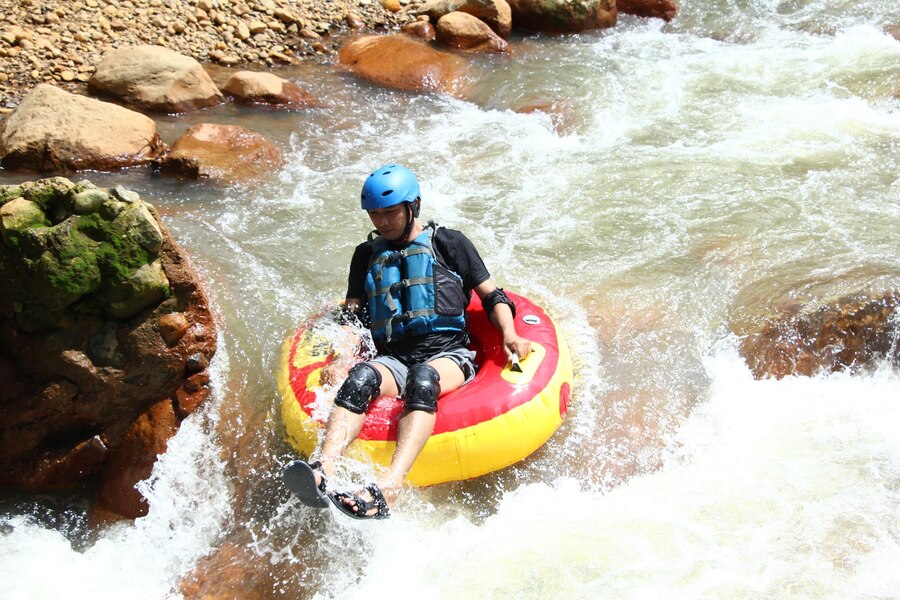 Riding the Rapids: White-Water Rafting in Arizona
