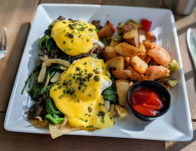 Pump House Station Urban Eatery and Market 8