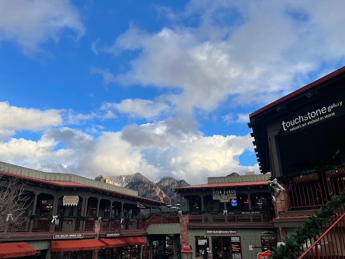 Sedona Pizza and Pasta Company 9